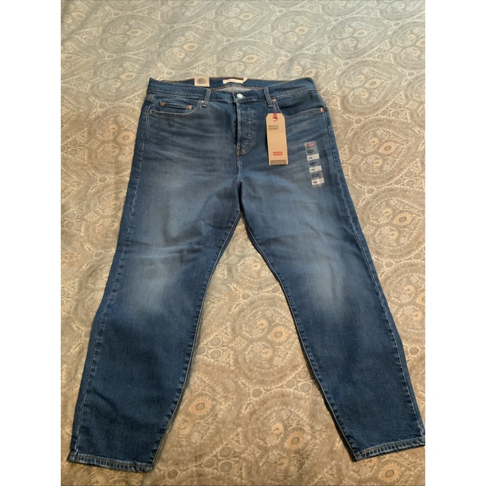 LEVI'S Premium NWT Women's Wedgie Straight Buttoned High Rise Jeans 16w